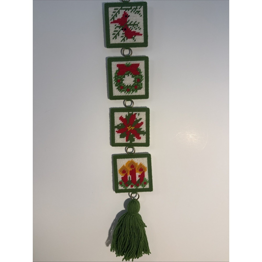 VINTAGE Christmas PLASTIC CANVAS NEEDLEPOINT HANGING